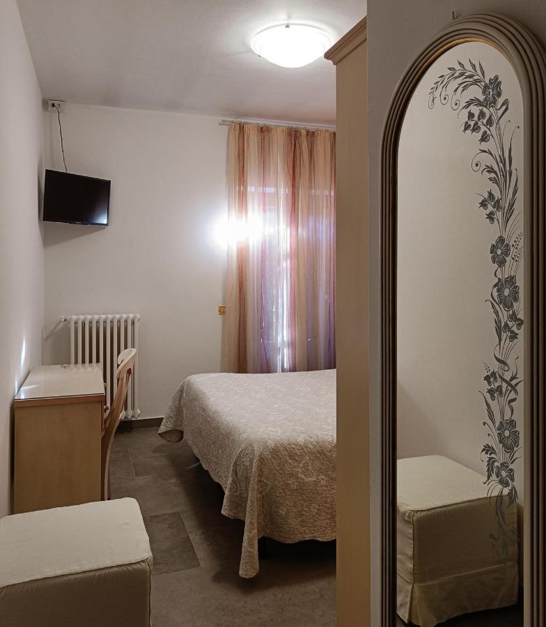 Albergo Ristorante Scanapa Castione della Presolana Kültér fotó