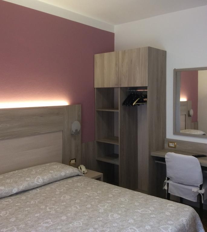 Albergo Ristorante Scanapa Castione della Presolana Kültér fotó